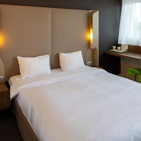 Campanile Toulouse - Blagnac Aeroport Hotel Buitenkant foto
